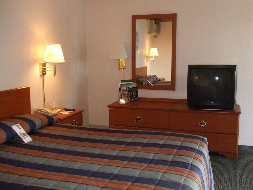 Vagabond Inn Sunnyvale Bagian luar foto