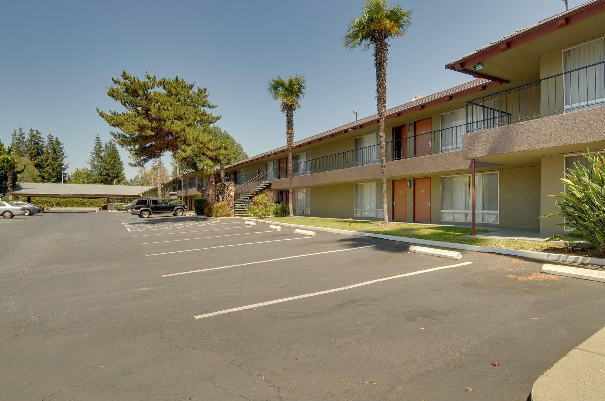 Vagabond Inn Sunnyvale Bagian luar foto